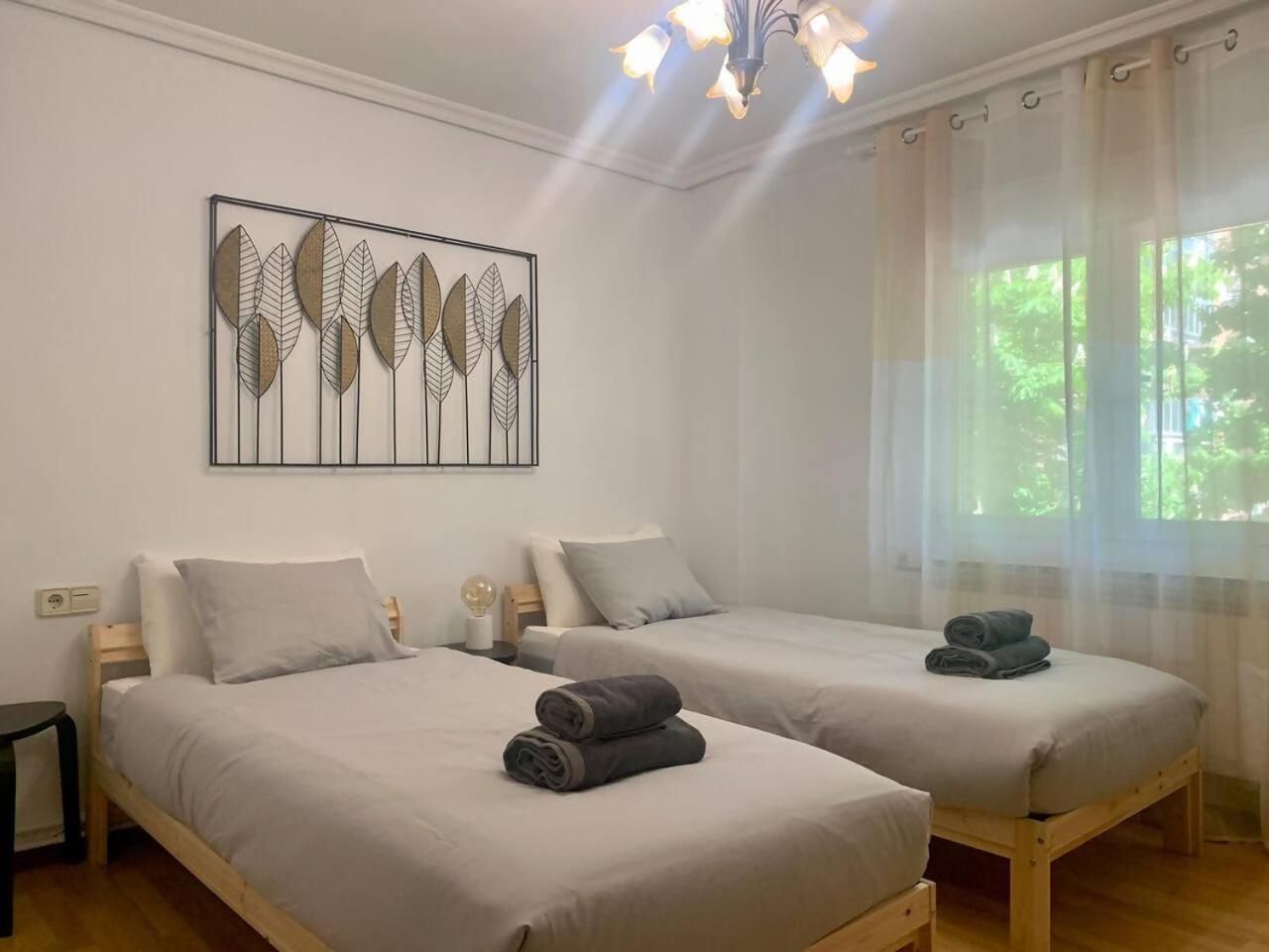 Apartamento Centrico Y Comodo Витория Экстерьер фото